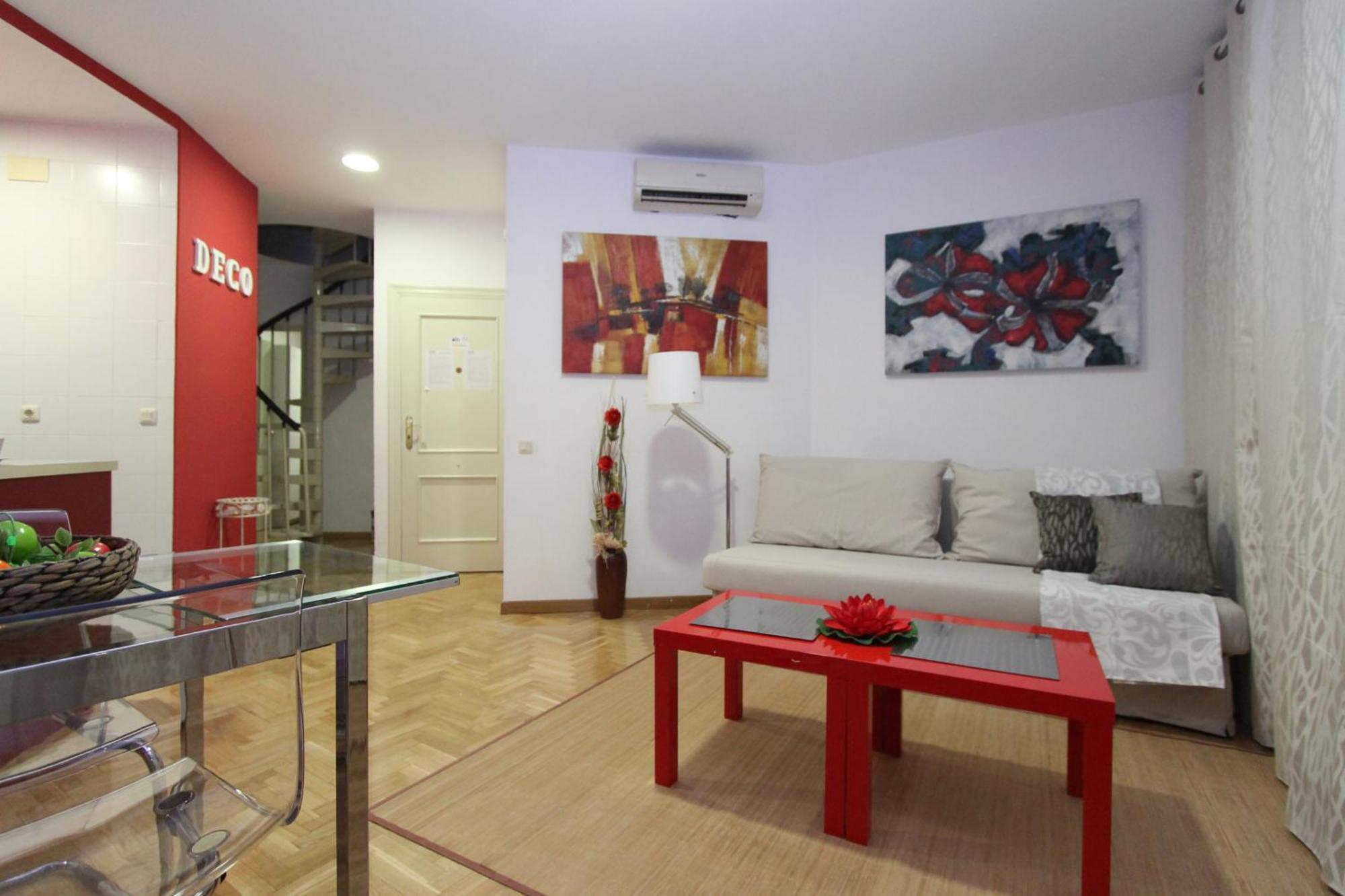 Apartamentos Goyescas Deco Madrid Zimmer foto
