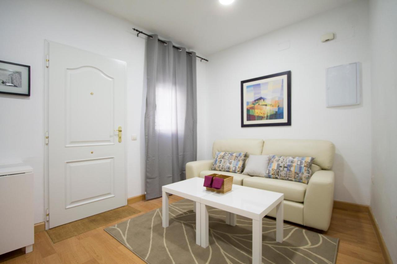Apartamentos Goyescas Deco Madrid Exterior foto